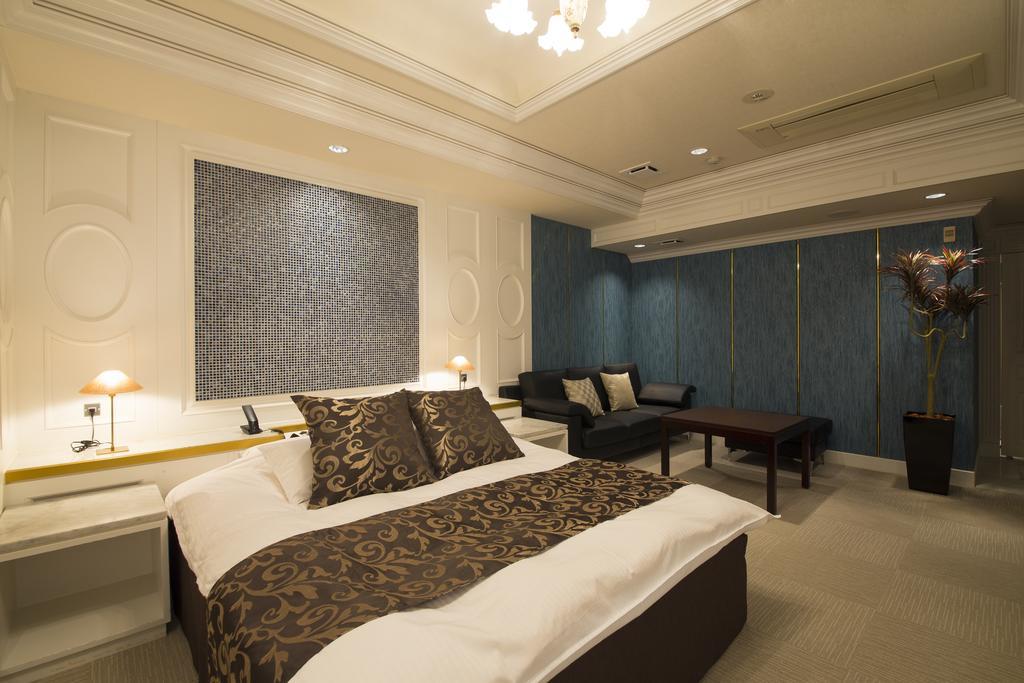 Hotel Beni East (Adults Only) Осака Номер фото